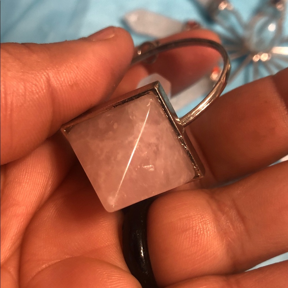 Silver-Tone Rose Quartz Pendant Necklace - Unbranded - Picture 13 of 14